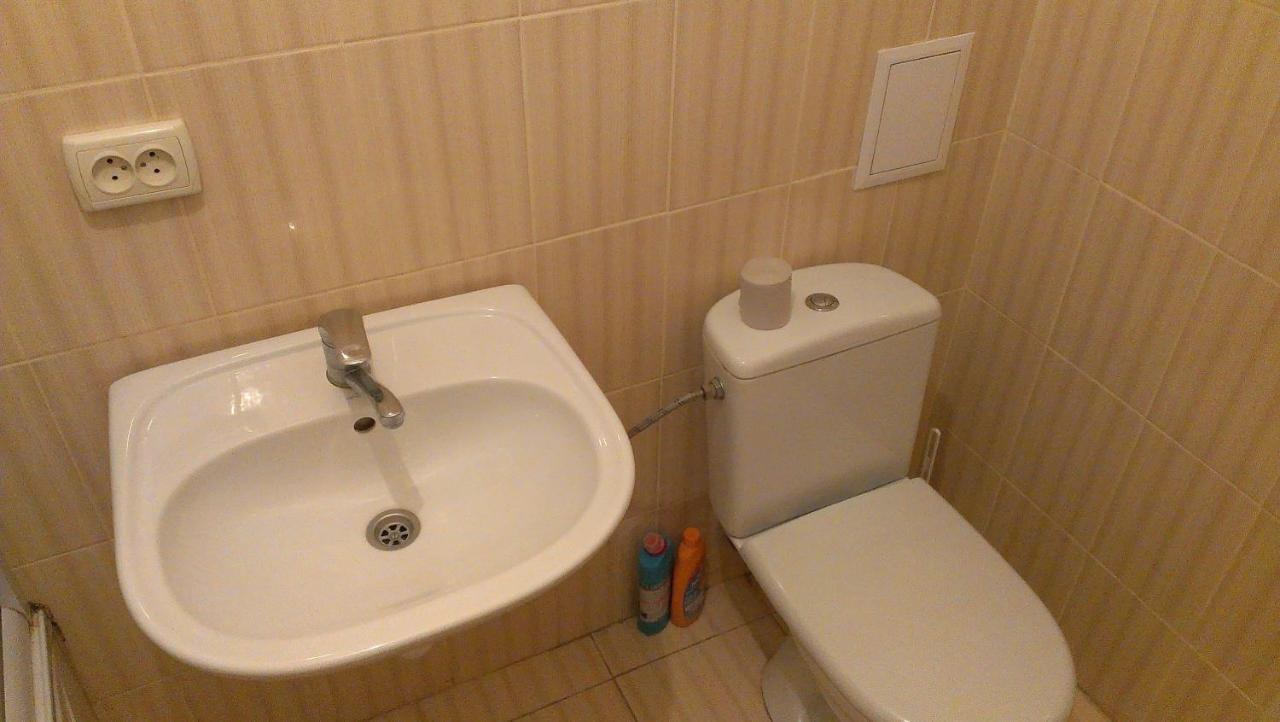 Apartment On Stepana Bandery 37 Постійне Електропостачання Lviv Buitenkant foto