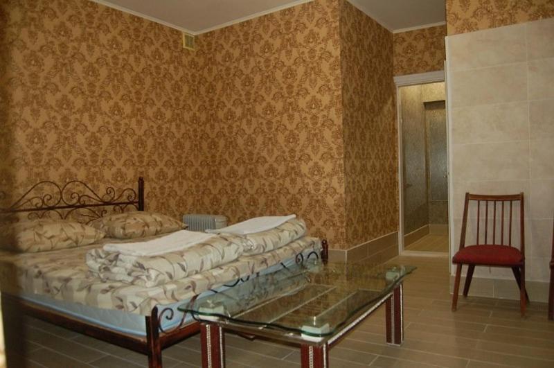 Apartment On Stepana Bandery 37 Постійне Електропостачання Lviv Buitenkant foto
